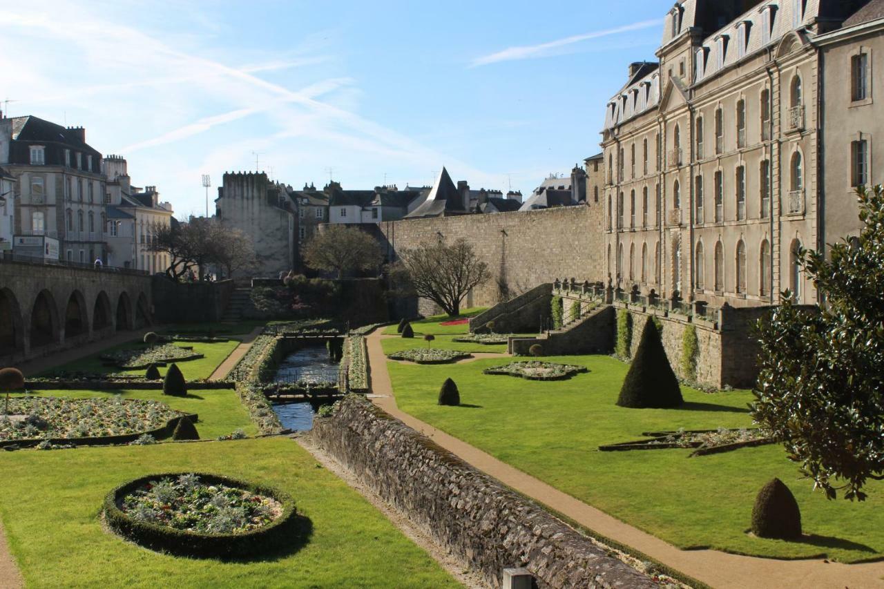 Vannes Lodge Exterior foto
